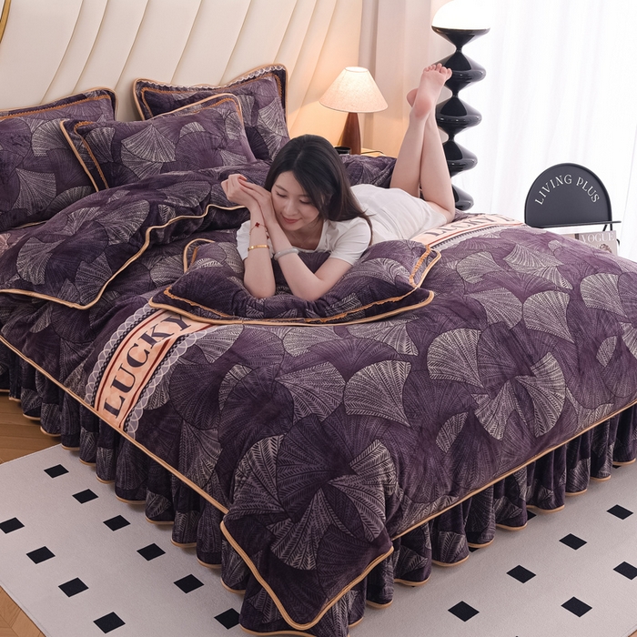 91家纺网 家纺一手货源 找家纺 首选家纺 2025新款加厚保暖牛奶绒金貂绒法莱绒床裙款四件套 银杏叶