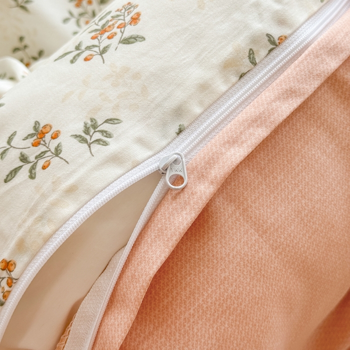 91家纺网 家纺一手货源 找家纺 红淳家纺 2025新款亲肤舒适全棉印花简约单枕套 清风如叶