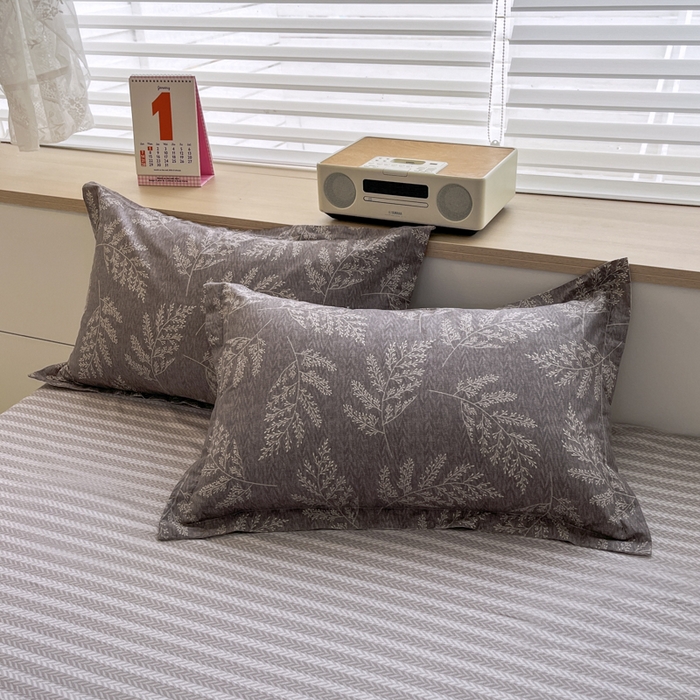 红淳家纺 2025新款亲肤舒适全棉印花简约单枕套 叶恋