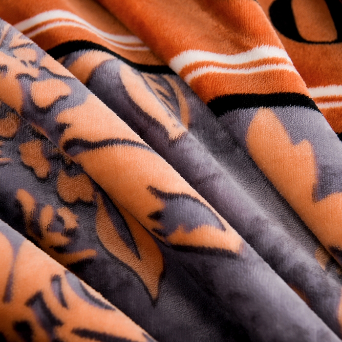 91家纺网 家纺一手货源 找家纺 静缘分 2025新款230克特厚8.5斤牛奶绒金貂绒床裙款保暖四件套-黄金叶