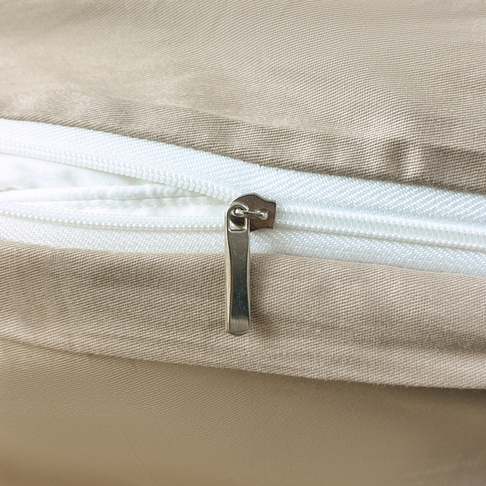 91家纺网 家纺一手货源 找家纺 红淳家纺 2025新款13366亲肤全棉纯色枕套-简单生活 米驼