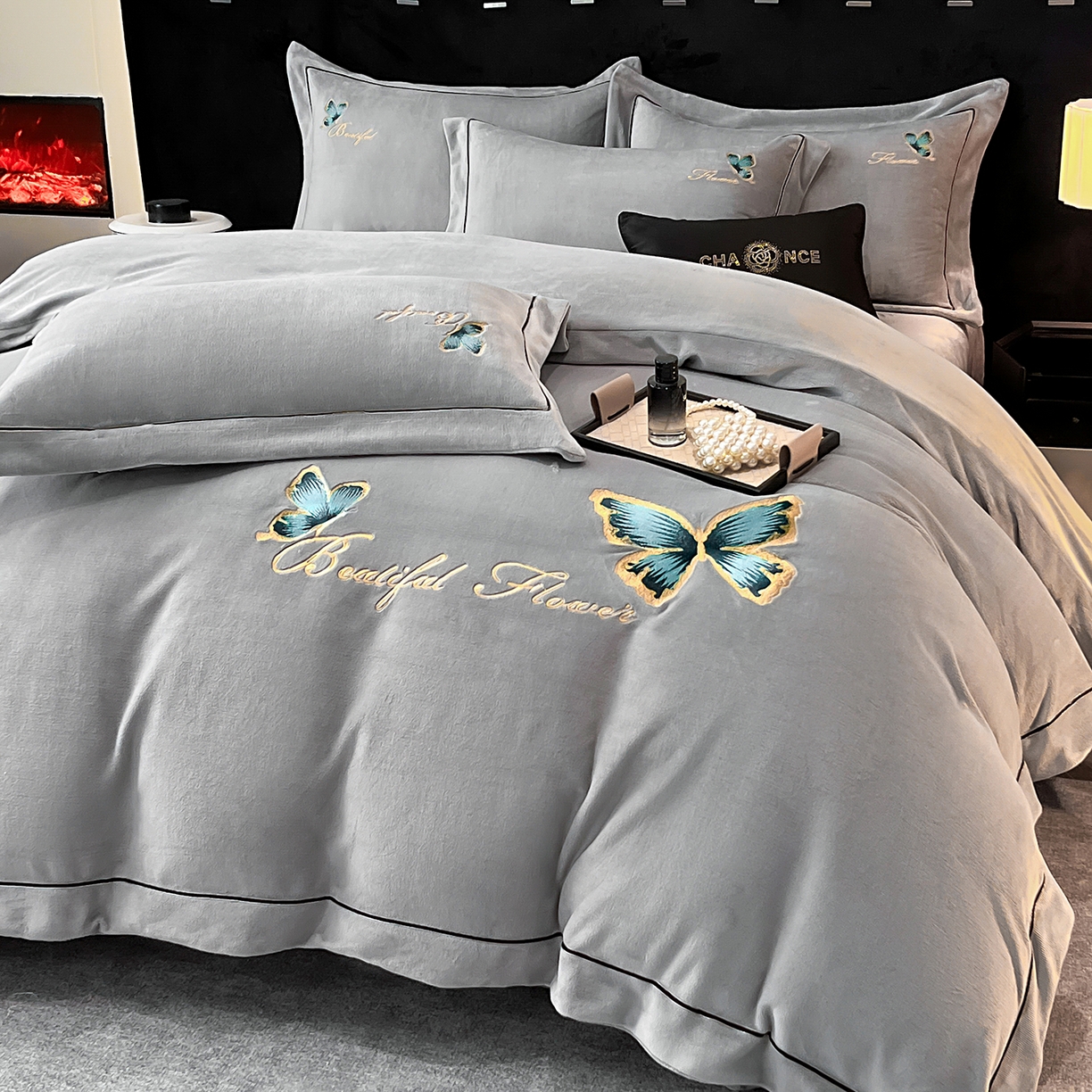 91家纺网 家纺一手货源 找家纺 （总）妮恒美家纺 2025新款牛奶绒刺绣四件套唯美蝴蝶结系列