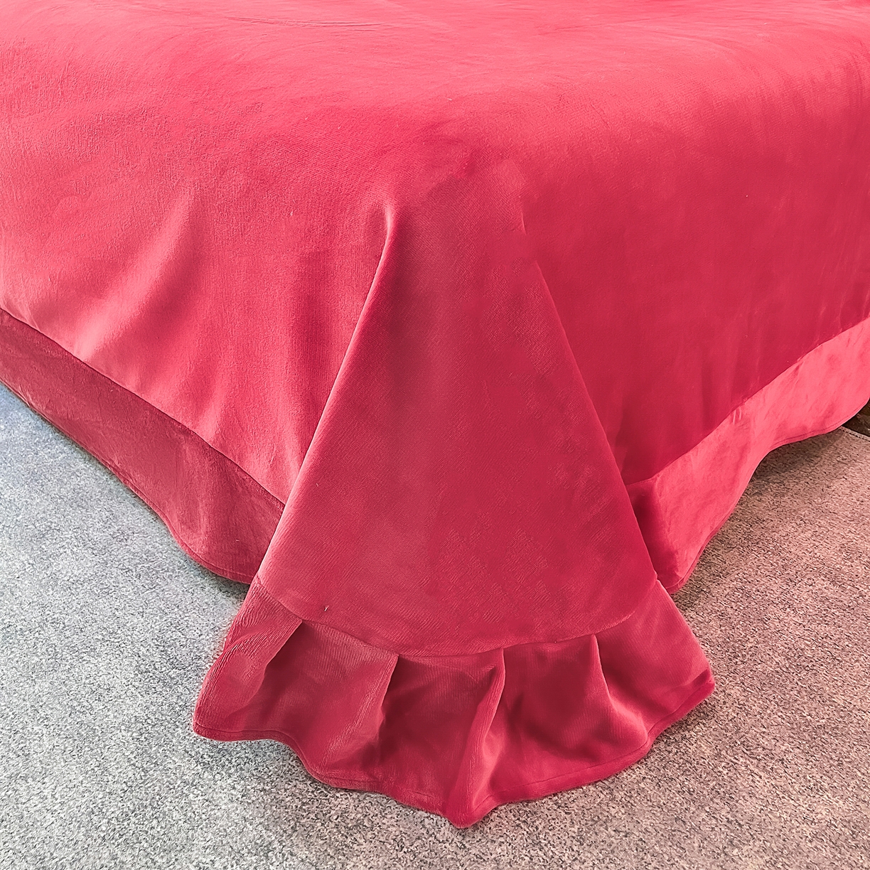 91家纺网 家纺一手货源 找家纺 妮恒美家纺 2025新款牛奶绒刺绣四件套唯美蝴蝶结系列 唯美-富世红