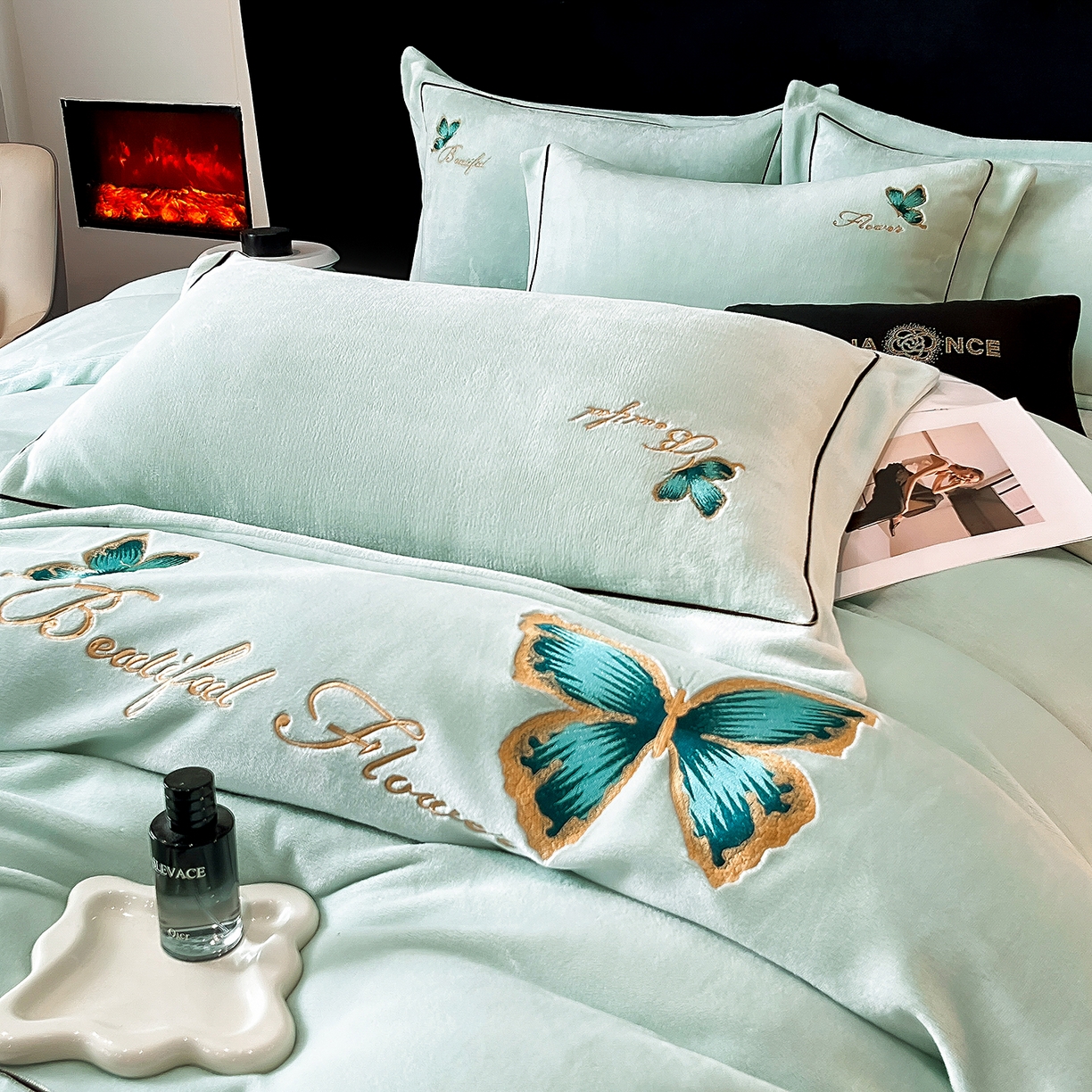 91家纺网 家纺一手货源 找家纺 妮恒美家纺 2025新款牛奶绒刺绣四件套唯美蝴蝶结系列 唯美-元气绿