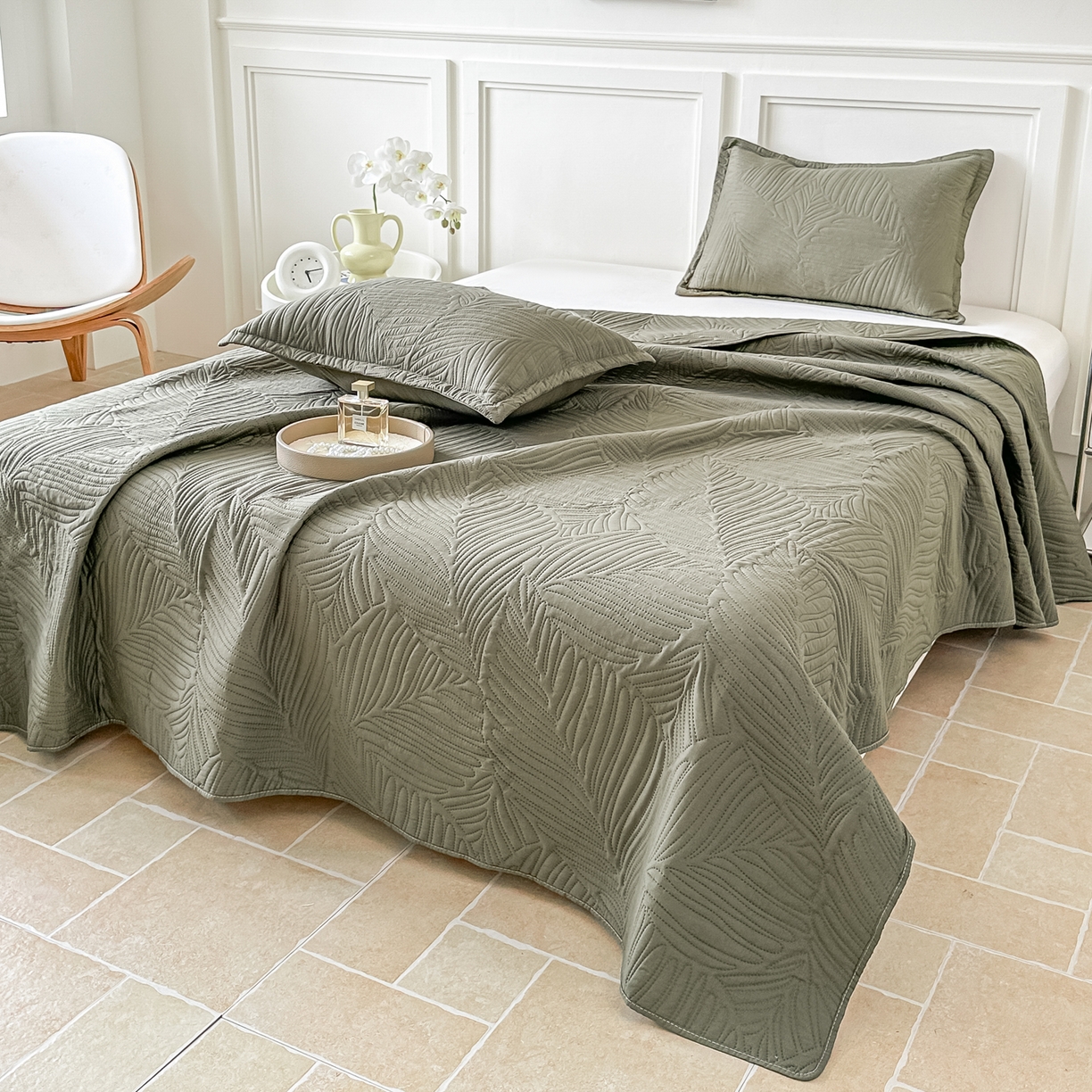 91家纺网 家纺一手货源 找家纺 手艺人家纺 2025新款化纤亲肤床盖三件套 HS-01青色