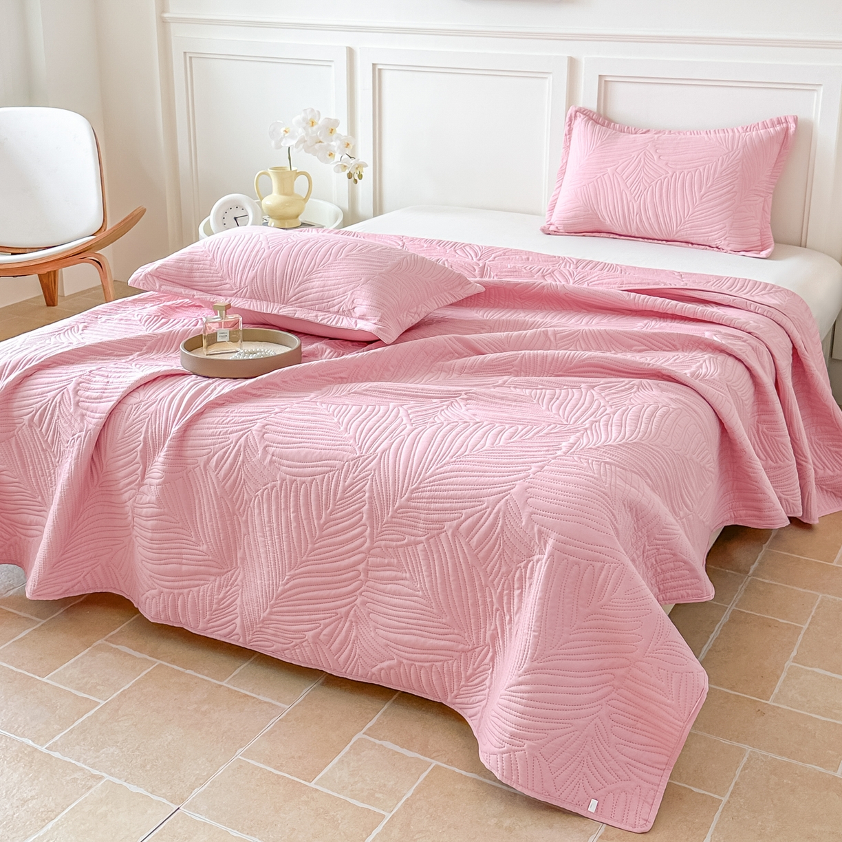 91家纺网 家纺一手货源 找家纺 手艺人家纺 2025新款化纤亲肤床盖三件套 HS-01粉色