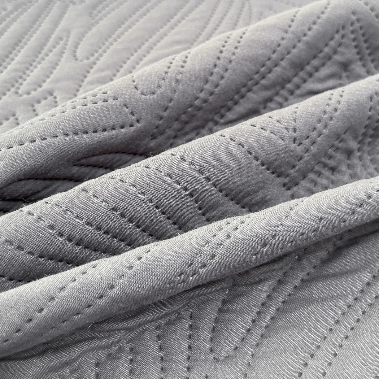 91家纺网 家纺一手货源 找家纺 手艺人家纺 2025新款化纤亲肤床盖三件套 HS-01灰色