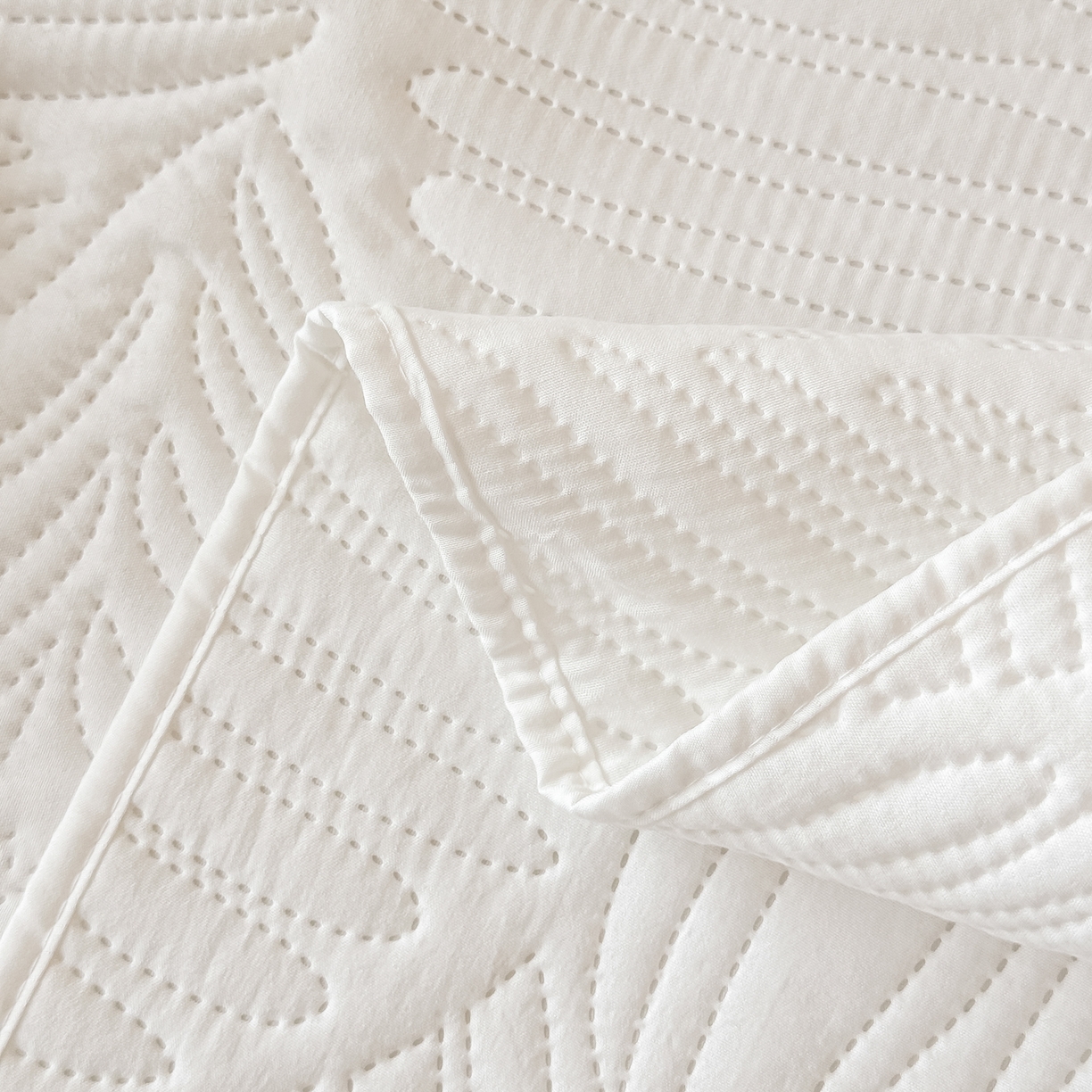 91家纺网 家纺一手货源 找家纺 （总）手艺人家纺 2025新款化纤亲肤床盖三件套