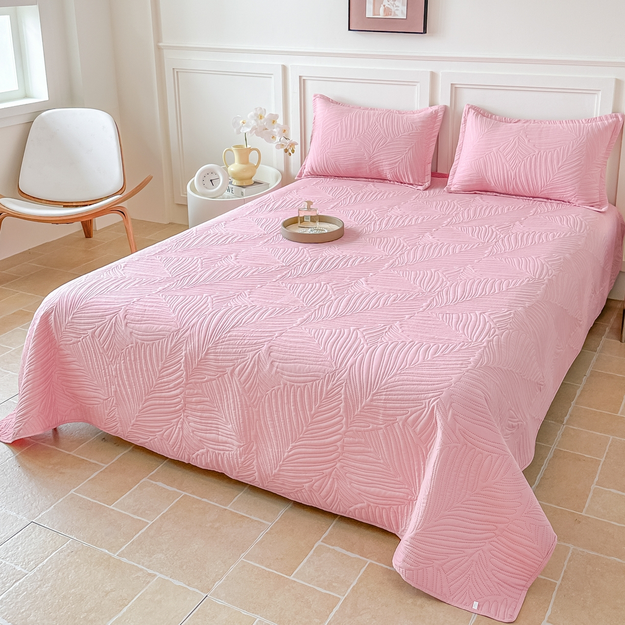 91家纺网 家纺一手货源 找家纺 手艺人家纺 2025新款化纤亲肤床盖三件套 HS-01粉色