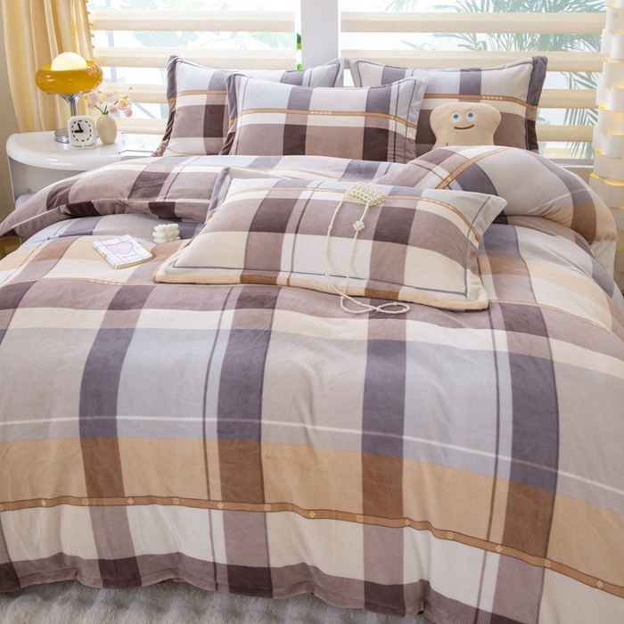 91家纺网 家纺一手货源 找家纺 优姿家纺 2025新款加厚全消光牛奶绒印花四件套格调