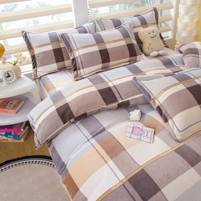 91家纺网 家纺一手货源 找家纺 优姿家纺 2025新款加厚全消光牛奶绒印花四件套格调