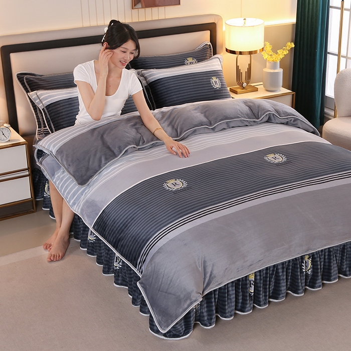 91家纺网 家纺一手货源 找家纺 代芙家纺2025款高克重10斤牛奶绒四件套【下载图片前看下详情公告】贵族潮流