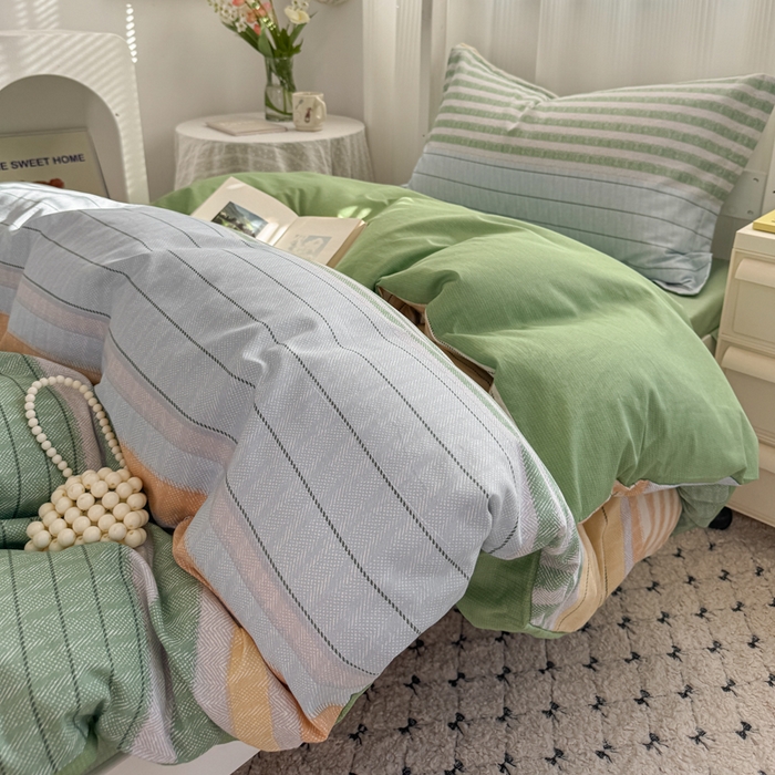 91家纺网 家纺一手货源 找家纺 红淳家纺 2025新款全棉青少年学生三件套 摩卡人生-绿