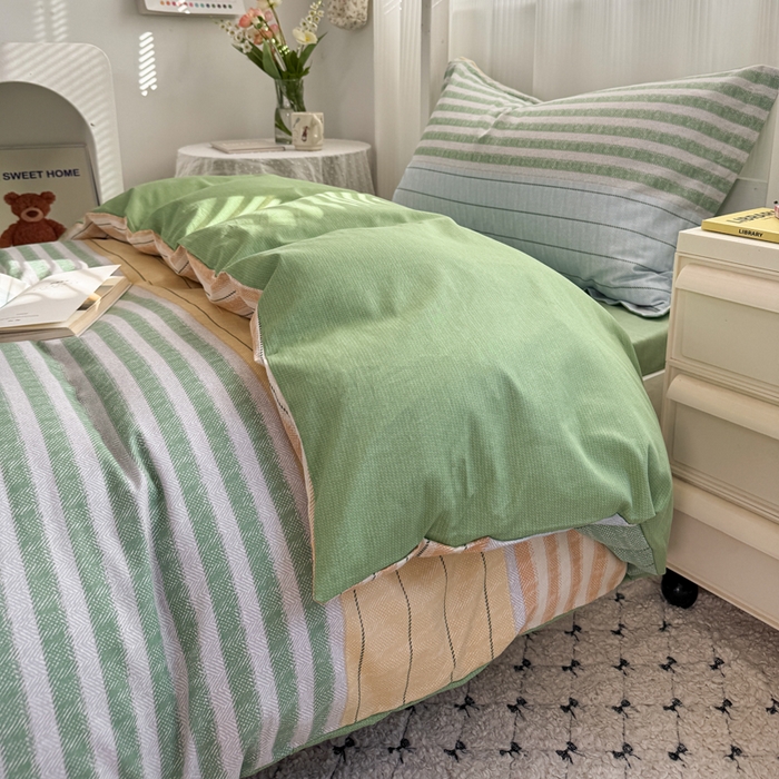 91家纺网 家纺一手货源 找家纺 红淳家纺 2025新款全棉青少年学生三件套 摩卡人生-绿