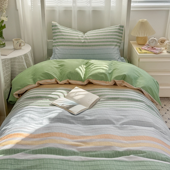 91家纺网 家纺一手货源 找家纺 红淳家纺 2025新款全棉青少年学生三件套 摩卡人生-绿