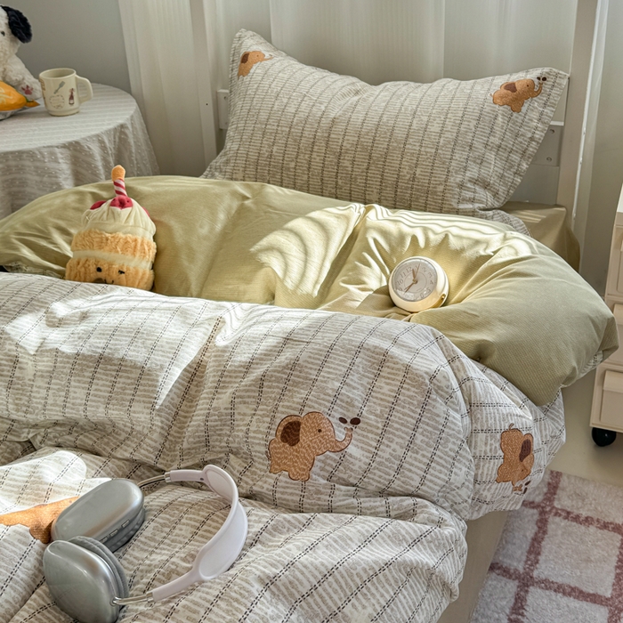 91家纺网 家纺一手货源 找家纺 红淳家纺 2025新款全棉青少年学生三件套 梦幻小象