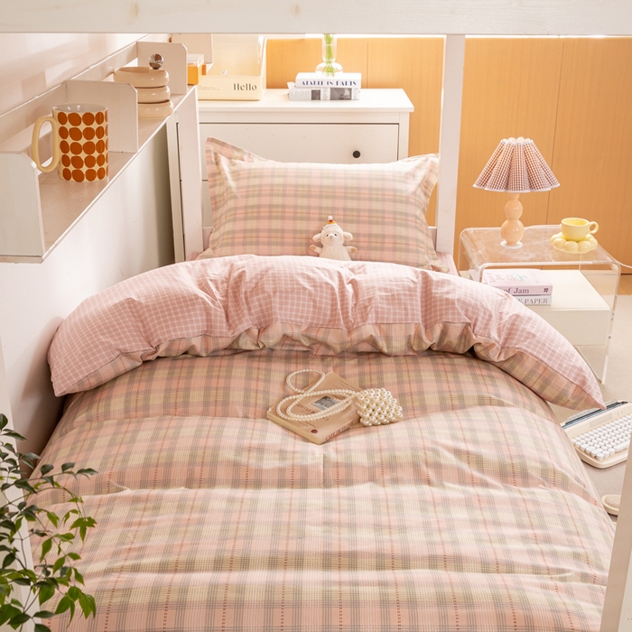 91家纺网 家纺一手货源 找家纺 红淳家纺 2025新款全棉青少年学生三件套 淑女格-红