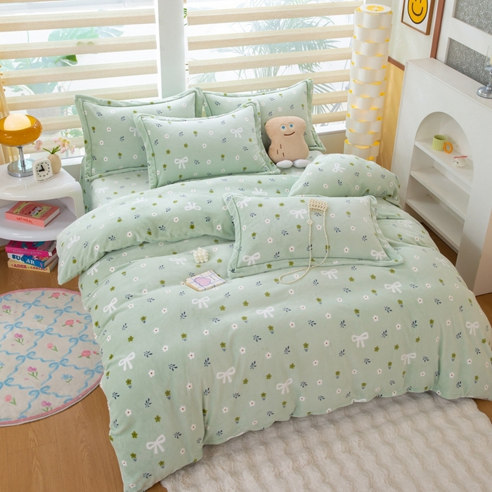 91家纺网 家纺一手货源 找家纺 优姿家纺 2025新款加厚全消光牛奶绒印花四件套林间小风