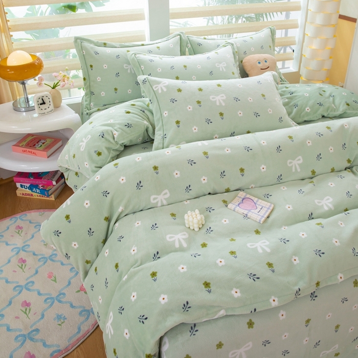 91家纺网 家纺一手货源 找家纺 优姿家纺 2025新款加厚全消光牛奶绒印花四件套林间小风