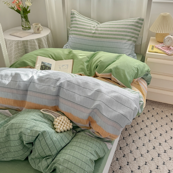 91家纺网 家纺一手货源 找家纺 红淳家纺 2025新款全棉青少年学生三件套 摩卡人生-绿