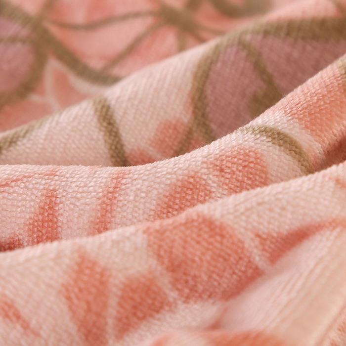 91家纺网 家纺一手货源 找家纺 代芙家纺2025款高克重10斤牛奶绒四件套【下载图片前看下详情公告】花香怡人