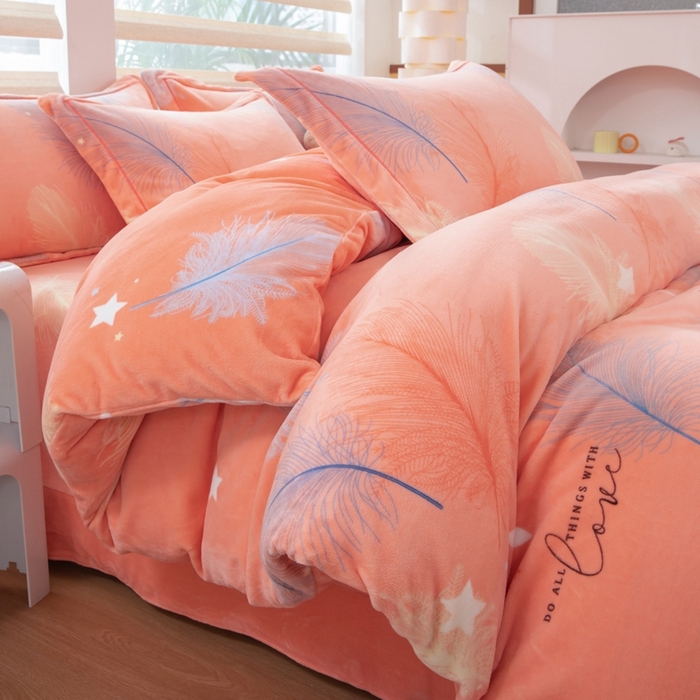 91家纺网 家纺一手货源 找家纺 优姿家纺 2025新款加厚全消光牛奶绒印花四件套暖阳羽丝