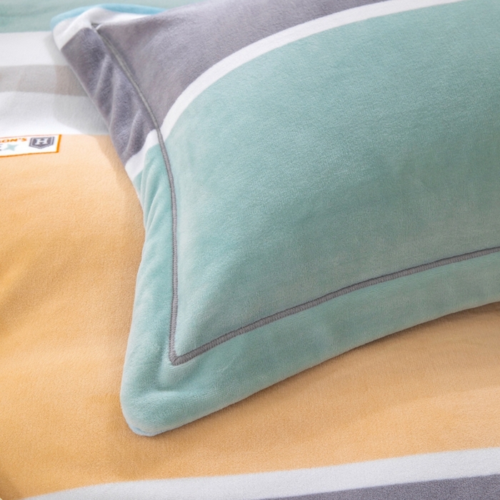 91家纺网 家纺一手货源 找家纺 优姿家纺 2025新款加厚全消光牛奶绒印花四件套时光旅行