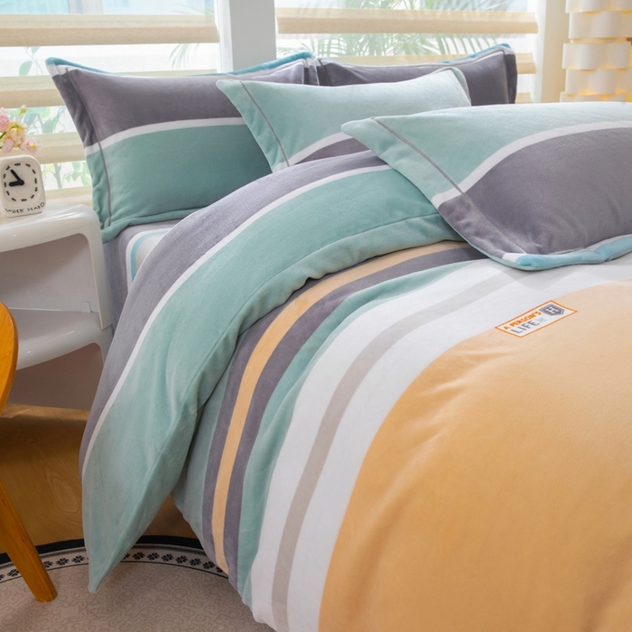 91家纺网 家纺一手货源 找家纺 优姿家纺 2025新款加厚全消光牛奶绒印花四件套时光旅行