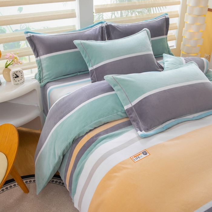 91家纺网 家纺一手货源 找家纺 优姿家纺 2025新款加厚全消光牛奶绒印花四件套时光旅行