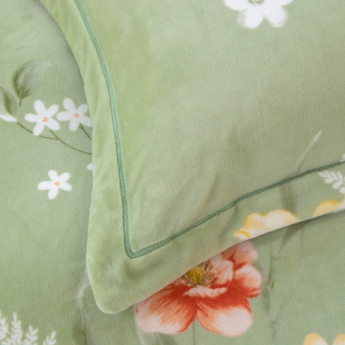 91家纺网 家纺一手货源 找家纺 优姿家纺 2025新款加厚全消光牛奶绒印花四件套四季繁华