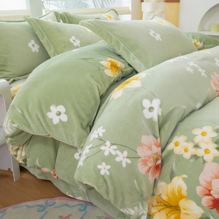 91家纺网 家纺一手货源 找家纺 优姿家纺 2025新款加厚全消光牛奶绒印花四件套四季繁华