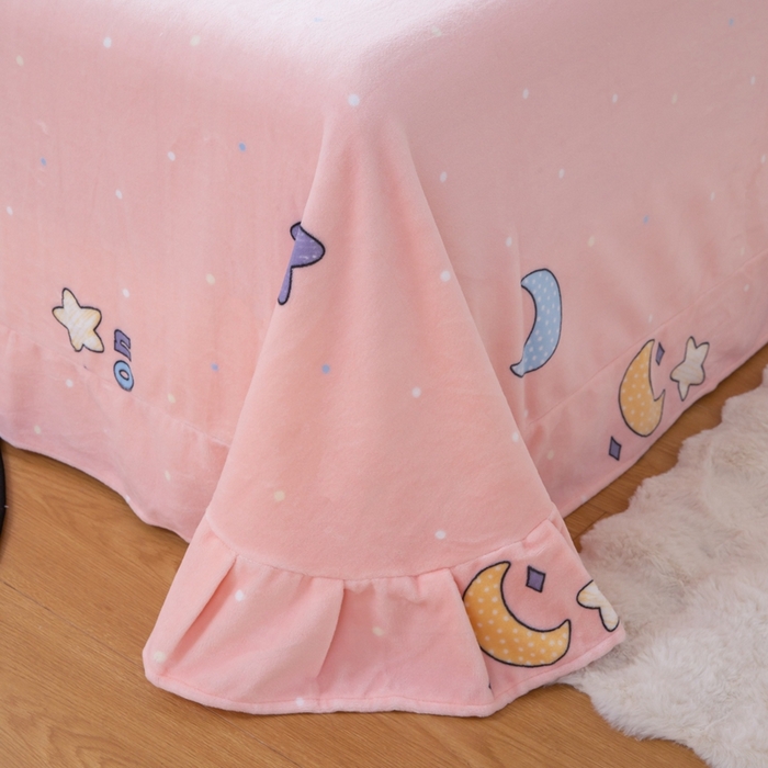 91家纺网 家纺一手货源 找家纺 优姿家纺 2025新款加厚全消光牛奶绒印花四件套午夜星空