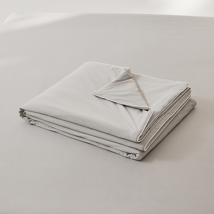 91家纺网 家纺一手货源 找家纺 红淳家纺 2025新款冰激凌系列-90锦纶-A类凉感冰敷夏被 卡其灰