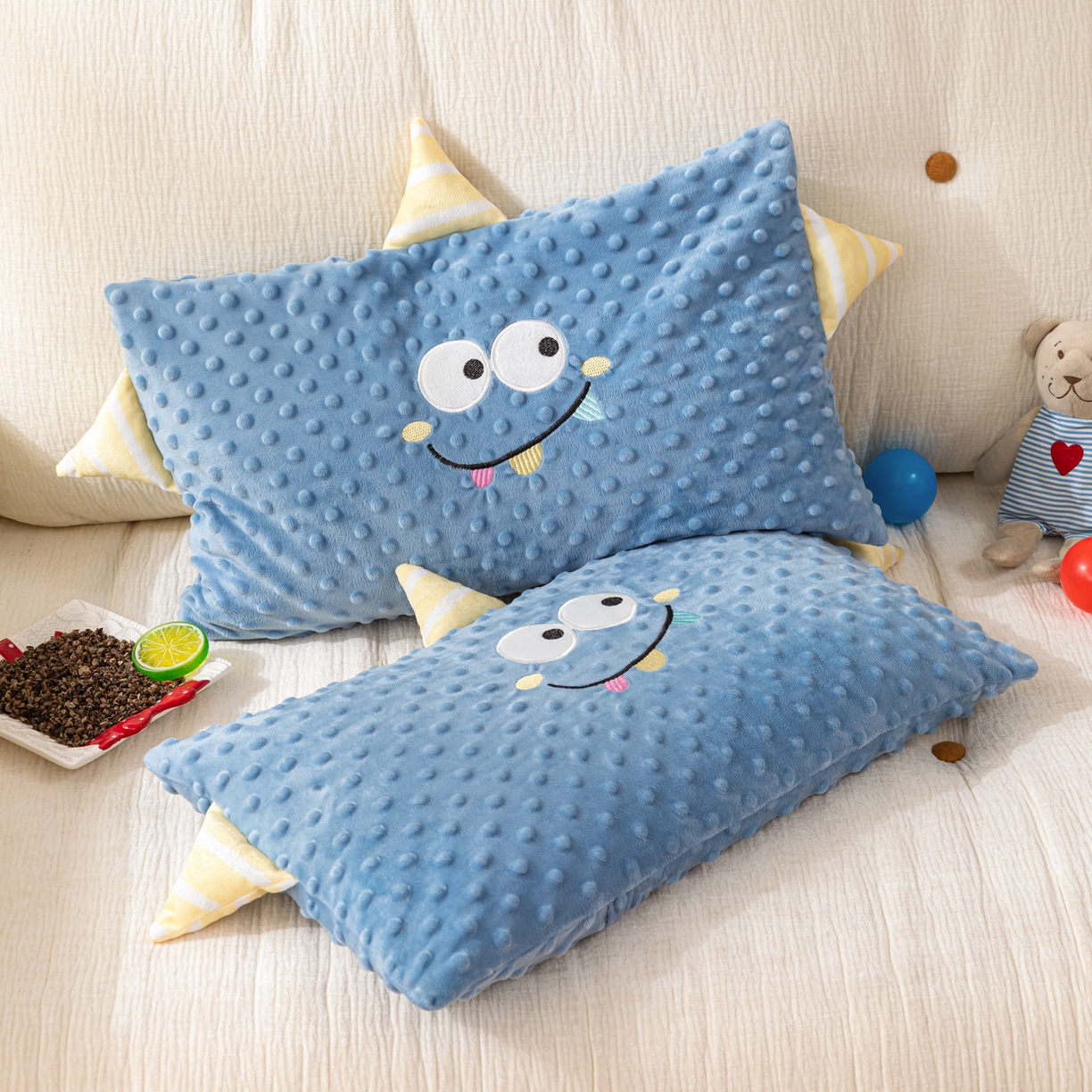 91家纺网 家纺一手货源 找家纺 织布人 2025新款荞麦枕豆豆绒小怪兽卡通儿童荞麦枕学生枕开学季宿舍枕头枕芯 太空豆豆荞麦枕--小怪兽蓝色 30x50cm/只