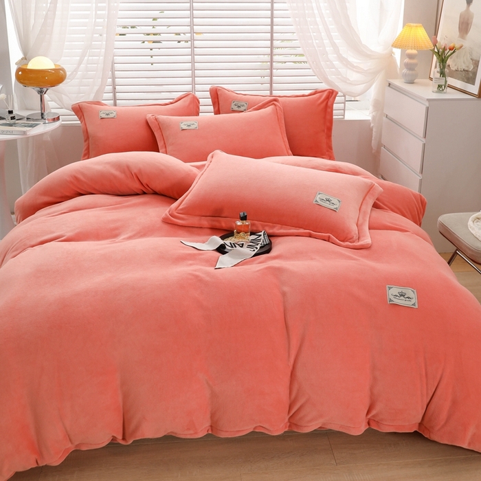 91家纺网 家纺一手货源 找家纺 优姿家纺 2025新款加厚全消光牛奶绒印花四件套香妃桔