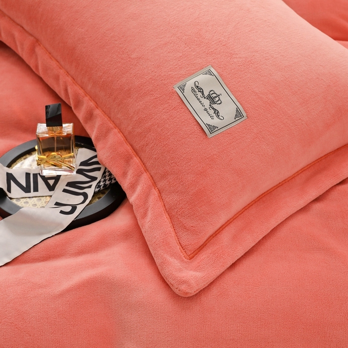 91家纺网 家纺一手货源 找家纺 优姿家纺 2025新款加厚全消光牛奶绒印花四件套香妃桔