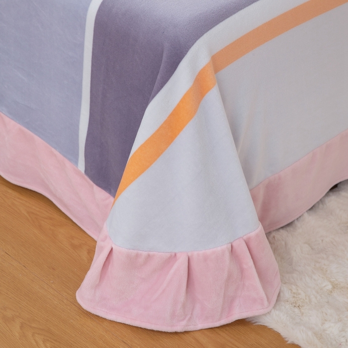 91家纺网 家纺一手货源 找家纺 优姿家纺 2025新款加厚全消光牛奶绒印花四件套香伊爱情