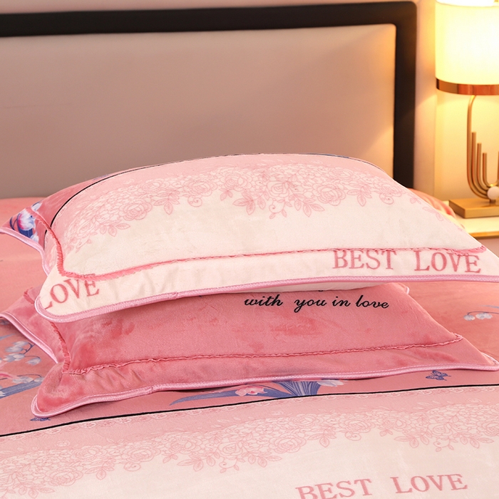 91家纺网 家纺一手货源 找家纺 代芙家纺2025款高克重10斤牛奶绒四件套【下载图片前看下详情公告】那时花开