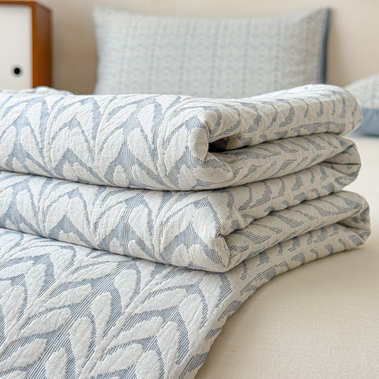 91家纺网 家纺一手货源 找家纺 眠博士 2025新款全棉纯棉三层纱单床单 床单单件 三层纱床单-荞麦蓝