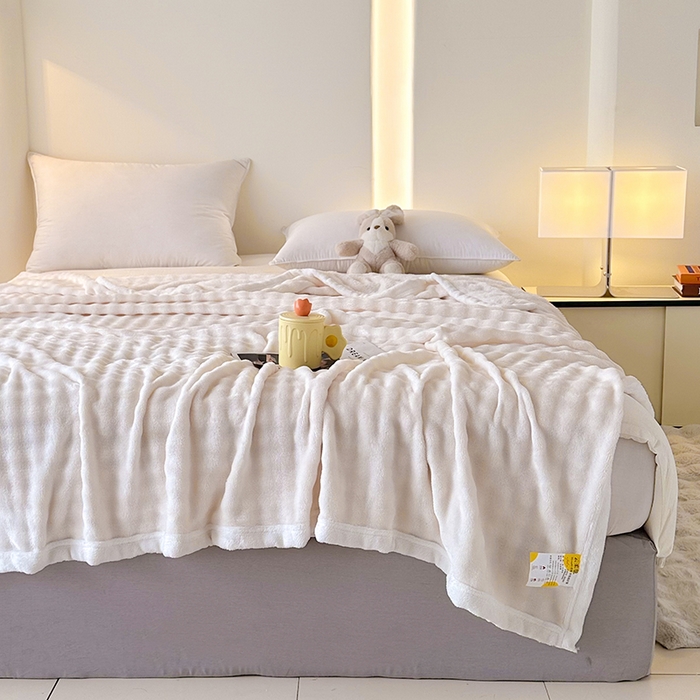 91家纺网 家纺一手货源 找家纺 （总）赢盛家纺 2025新款多功能毛毯高克重法莱绒牛奶绒珊瑚绒免免绒包边毛毯毯子盖毯午睡毯