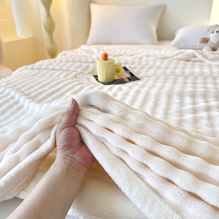 91家纺网 家纺一手货源 找家纺 （总）赢盛家纺 2025新款多功能毛毯高克重法莱绒牛奶绒珊瑚绒免免绒包边毛毯毯子盖毯午睡毯