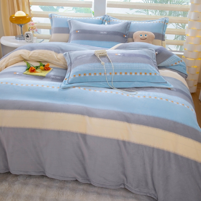 91家纺网 家纺一手货源 找家纺 优姿家纺 2025新款加厚全消光牛奶绒印花四件套一见倾心