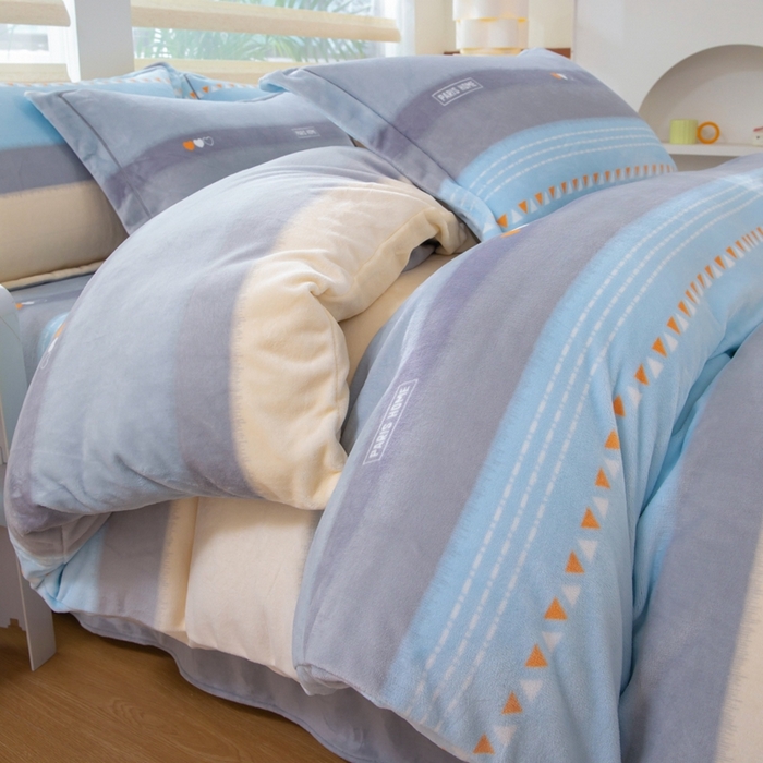 91家纺网 家纺一手货源 找家纺 优姿家纺 2025新款加厚全消光牛奶绒印花四件套一见倾心