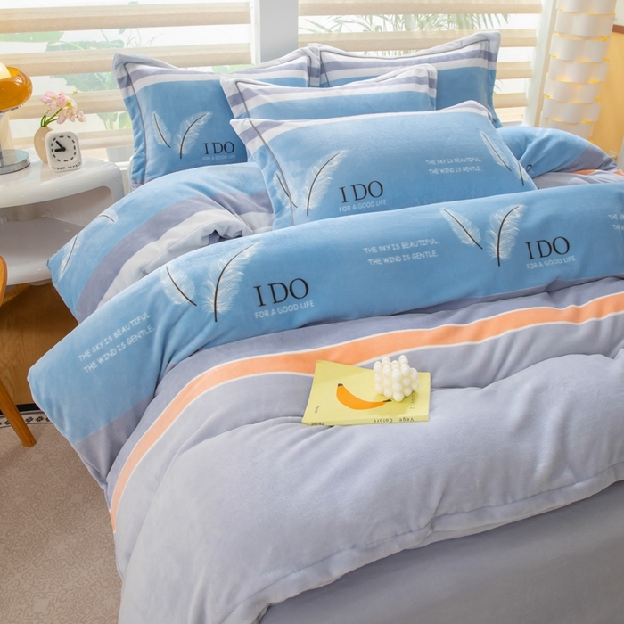 91家纺网 家纺一手货源 找家纺 优姿家纺 2025新款加厚全消光牛奶绒印花四件套羽柔时尚