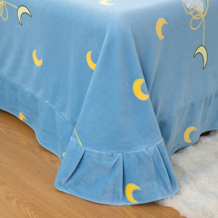 91家纺网 家纺一手货源 找家纺 优姿家纺 2025新款加厚全消光牛奶绒印花四件套月亮弯弯