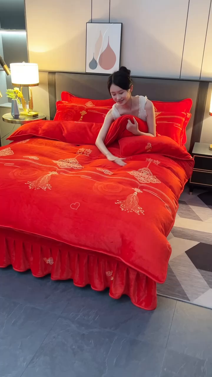 91家纺网 家纺一手货源 找家纺 代芙家纺2025款高克重10斤牛奶绒四件套【下载图片前看下详情公告】真爱永恒