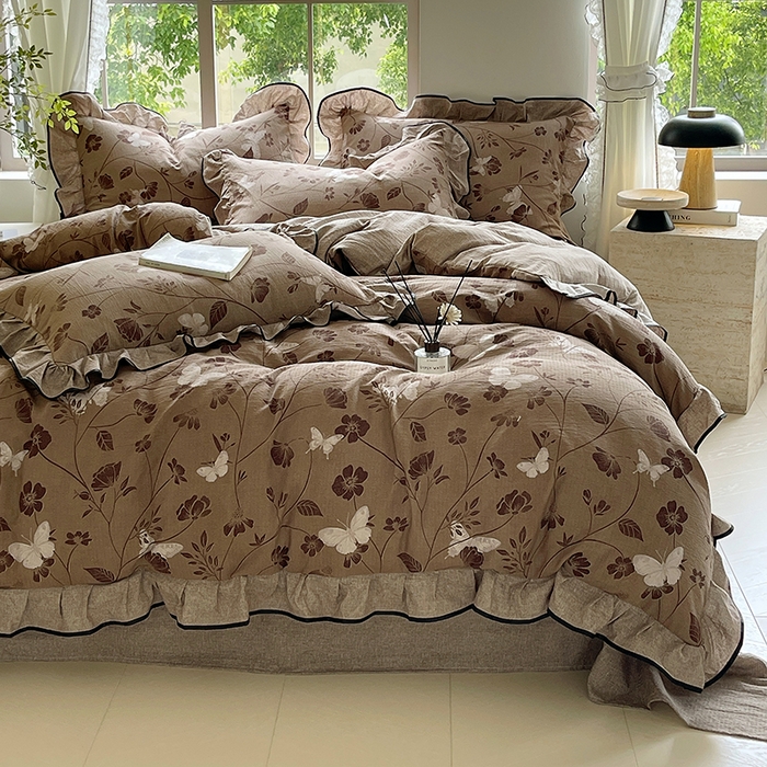 91家纺网 家纺一手货源 找家纺 宝士康家纺 2025新品10A抗菌原麻荷叶边床单款四件套 秋风落叶