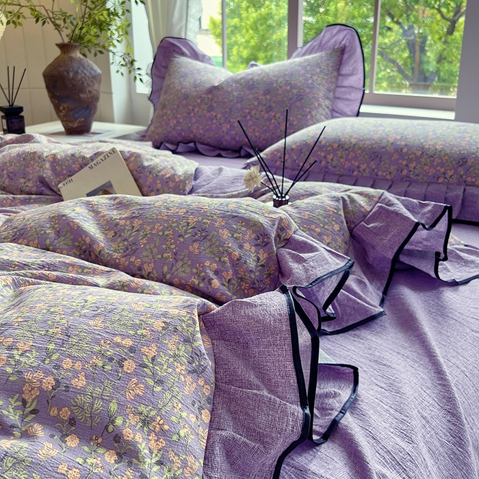 91家纺网 家纺一手货源 找家纺 宝士康家纺 2025新品10A抗菌原麻荷叶边床单款四件套 甜蜜紫园