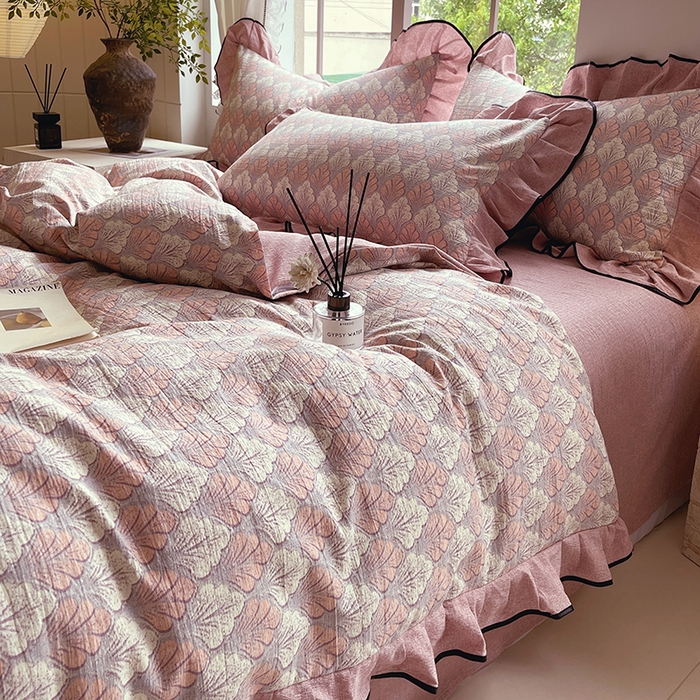 91家纺网 家纺一手货源 找家纺 宝士康家纺 2025新品10A抗菌原麻荷叶边床单款四件套 时光森林