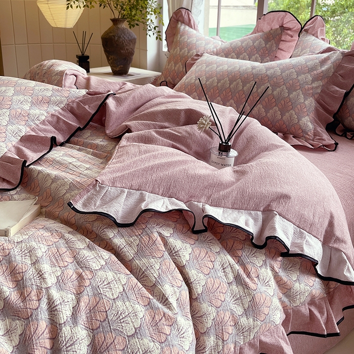 91家纺网 家纺一手货源 找家纺 宝士康家纺 2025新品10A抗菌原麻荷叶边床单款四件套 时光森林